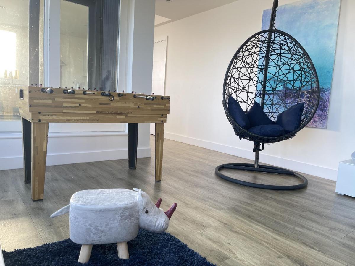 City Centre, Sleeps 7, Stunning Views & Parking, Interconnected Rooms Long Stay Work Contractor Leisure, Diamond Penthouse Кембридж Экстерьер фото