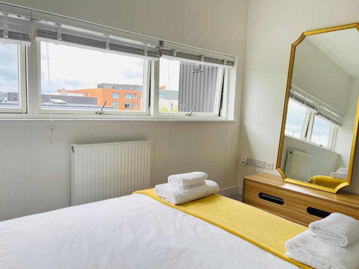 City Centre, Sleeps 7, Stunning Views & Parking, Interconnected Rooms Long Stay Work Contractor Leisure, Diamond Penthouse Кембридж Экстерьер фото
